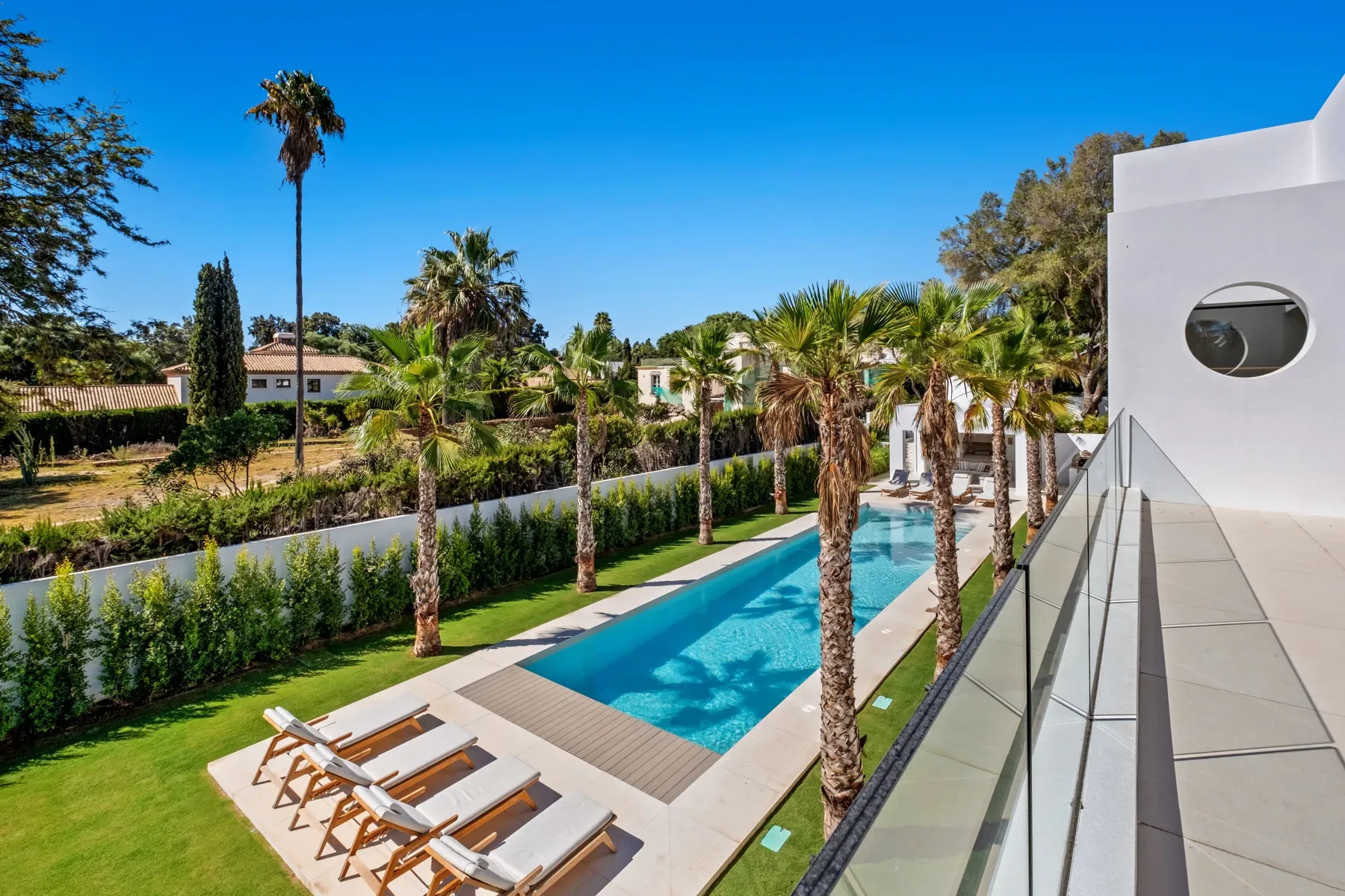 Villa Byblos, Sotogrande: Rooftop view over pool Villa Byblos, Sotogrande: Rooftop view over pool