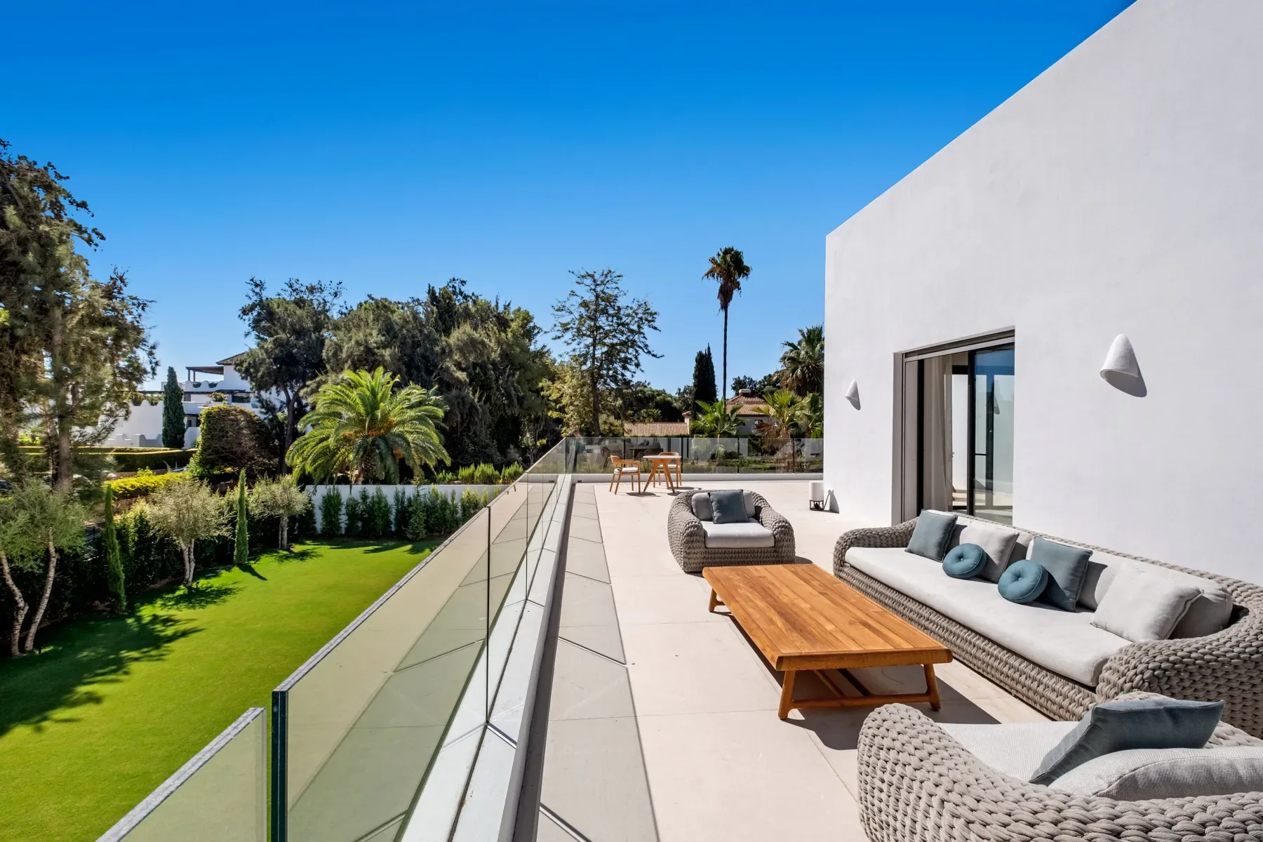 Villa Byblos, Sotogrande: Rooftop terrace lounge Villa Byblos, Sotogrande: Rooftop terrace lounge